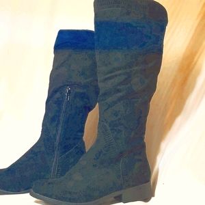 Black Knee High Boots Size 8.5
